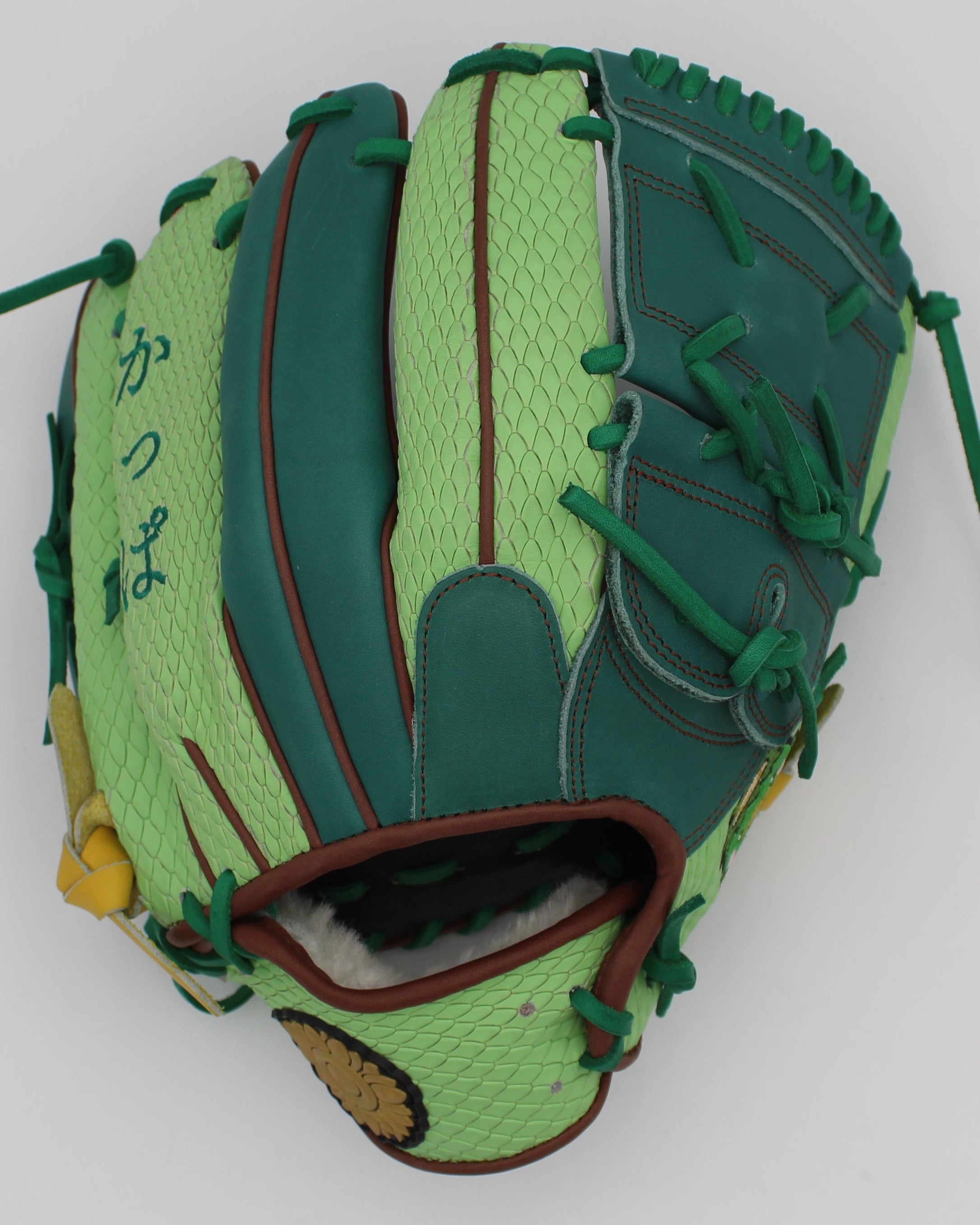 PITCHER – HIMAWARI GLOVE